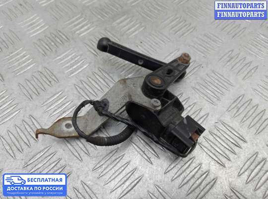 Датчик дорожного просвета на BMW 3 (F30/F31)