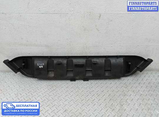 Воздухозаборник на Audi Q7 (4L)