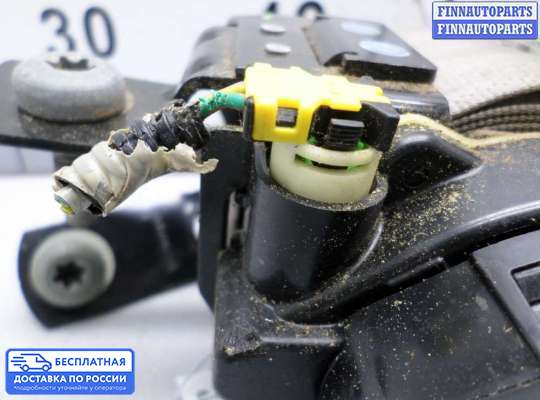 Ремень безопасности на Ford Explorer IV (U251)