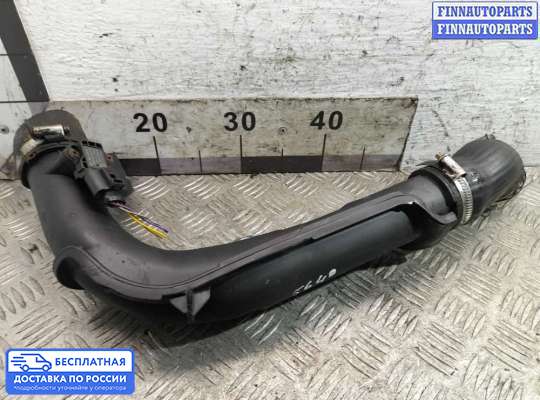 Воздухозаборник на Volkswagen Golf VI (5K)