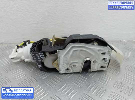 Замок боковой двери на Mercedes-Benz S (W220)