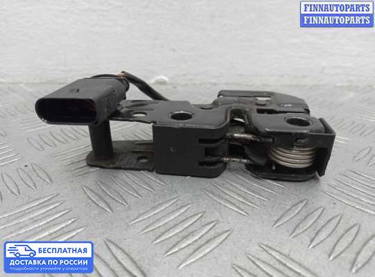 Замок капота на Volkswagen Touareg I (7L)
