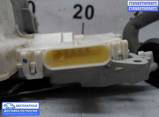 Замок боковой двери на Audi A6 (C7)