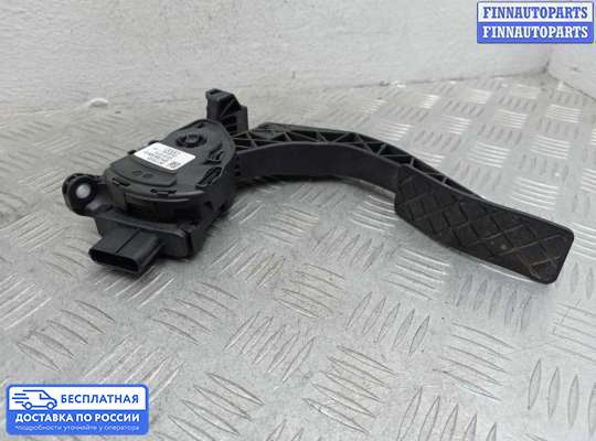 Педальный узел (педаль) на Audi Q5 (8R)
