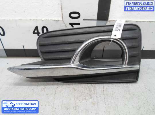 Решетка (заглушка) бампера на Infiniti Q50 (V37)