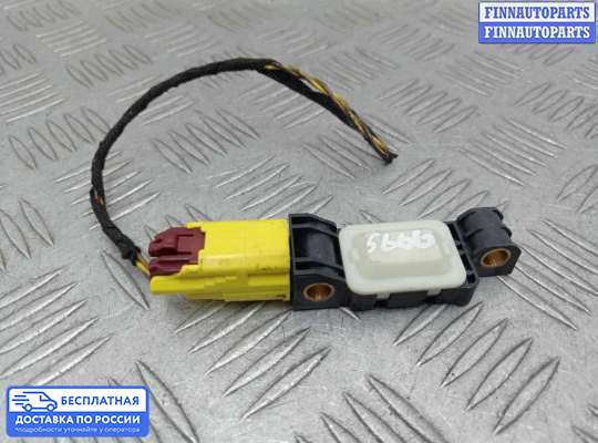 Датчик удара (Airbag) на Audi A8 (D3, 4E)