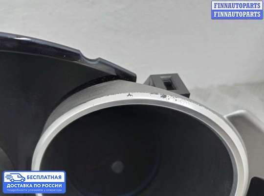 Щиток приборов на Subaru Tribeca