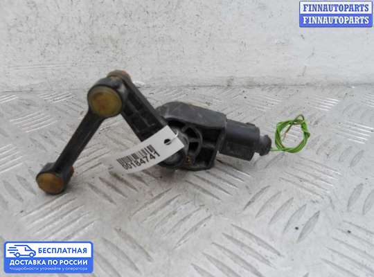 Датчик дорожного просвета на Audi Q7 (4L)