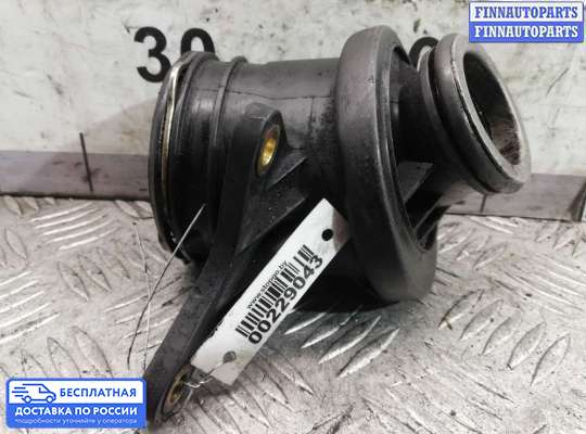 Воздухозаборник на Mercedes-Benz C (W203)