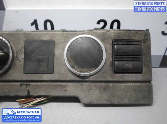 Часы на Range Rover III (LM, L322)