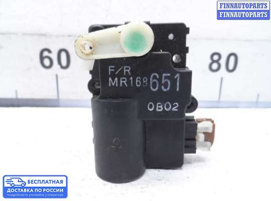 Моторчик заслонки печки на Volvo S40 I | V40 (VS)