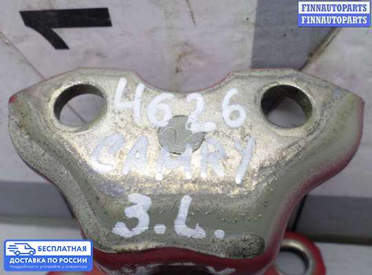 Петля двери на Toyota Camry XV50