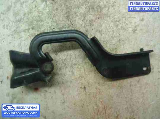 Петля капота на Peugeot 4007