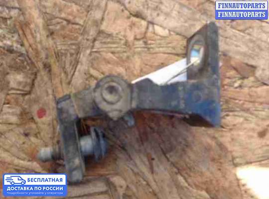 Петля двери на Volkswagen Amarok (2H)