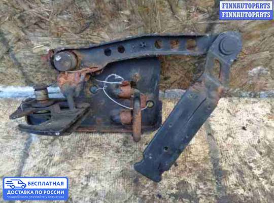 Замок капота на Volkswagen Phaeton (3D)
