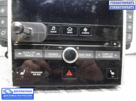 Дисплей бортового компьютера на Infiniti Q50 (V37)