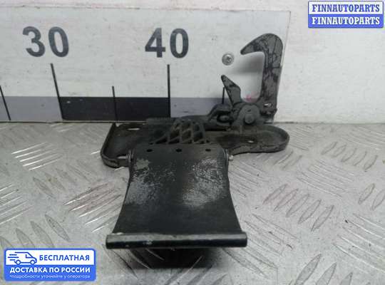 Замок капота на Audi A8 (D3, 4E)