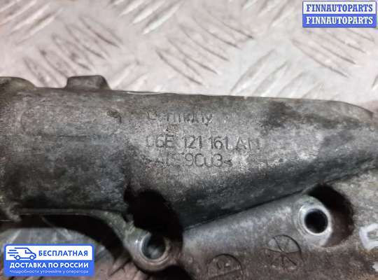 Фланец (тройник) системы охлаждения на Audi A6 (C7)