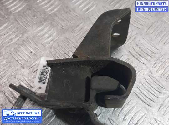 Кронштейн ДВС (лапа) на Mitsubishi Pajero III