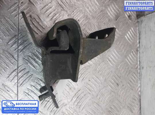 Кронштейн ДВС (лапа) на Mitsubishi Pajero III