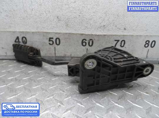Педальный узел (педаль) на Honda CR-V III (RE)