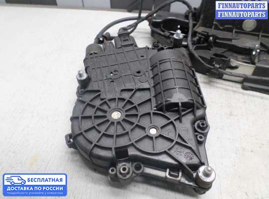 Замок боковой двери на BMW 7 (F01/F02)