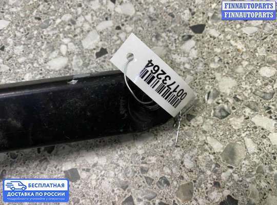 Поводок дворника на Toyota Camry XV40