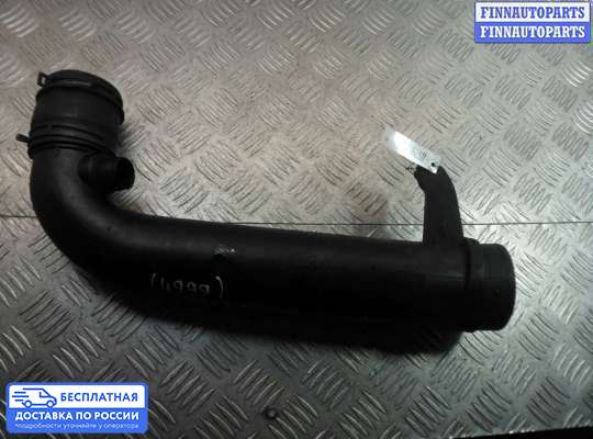 Воздухозаборник на Volkswagen Passat CC (357)