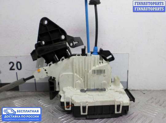 Замок боковой двери на Mercedes-Benz C (W204)