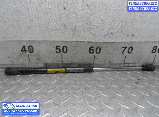 Амортизатор капота на Jeep Cherokee II / Liberty (KJ)