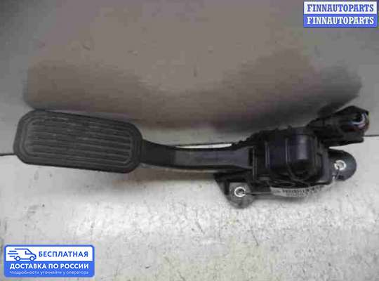 Педальный узел (педаль) на Toyota FJ Cruiser