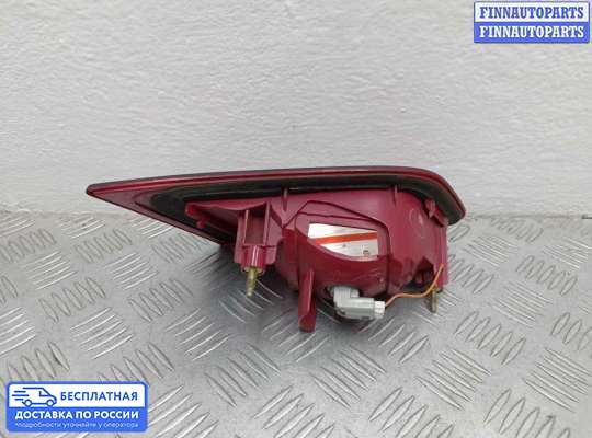 Фонарь крышки багажника на Infiniti G (V35)
