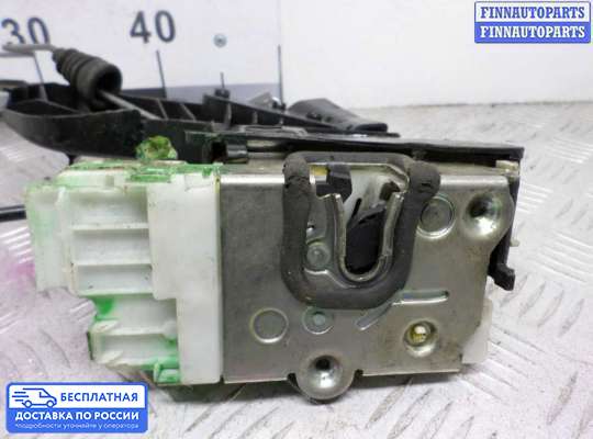 Замок боковой двери на Mercedes-Benz ML (W164)