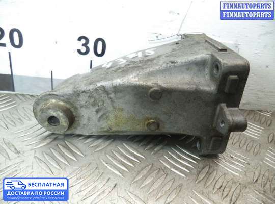 Кронштейн ДВС (лапа) на Mercedes-Benz C (W204)