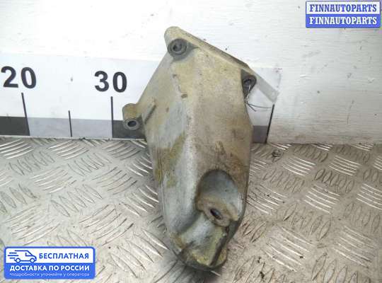 Кронштейн ДВС (лапа) на Mercedes-Benz C (W204)