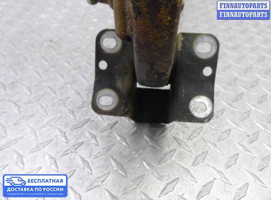 Петля крышки багажника на Audi A3 (8V)