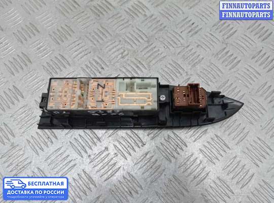 Блок управления стеклоподъёмниками на Infiniti QX56 (JA60)