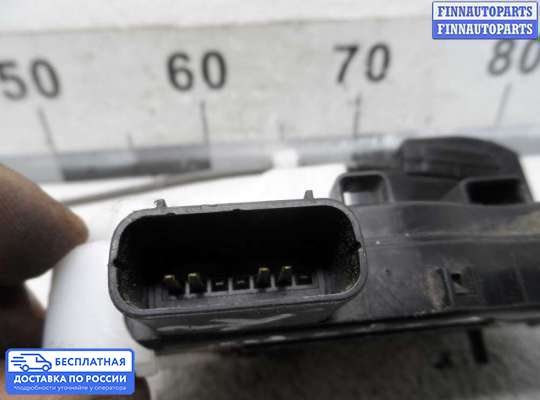 Замок боковой двери на Hyundai ix35 I / Tucson II (LM)
