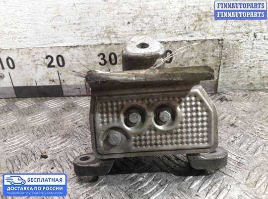 Кронштейн ДВС (лапа) на Audi Q5 (8R)