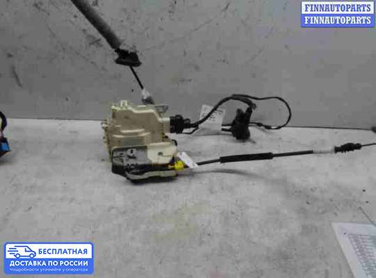 Замок боковой двери на Audi A6 (C7)