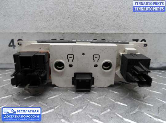 Блок управления печкой на Ford Explorer III (U152)