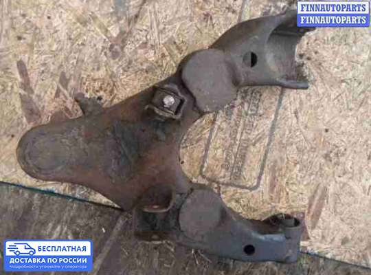 Рычаг подвески на Toyota Land Cruiser 100