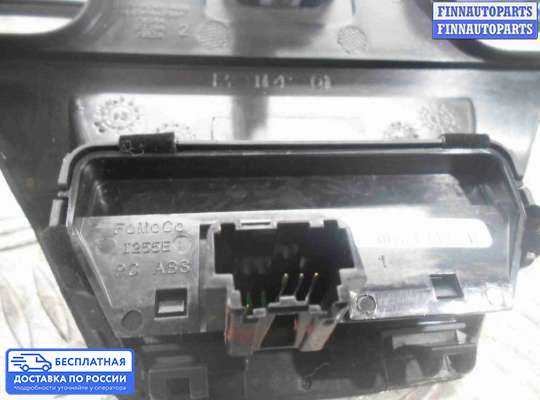 Дефлектор обдува салона на Ford Mondeo V