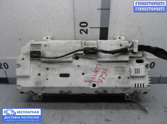 Щиток приборов на Toyota Camry XV50