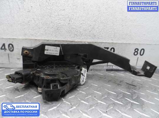 Замок боковой двери на Ford Focus I