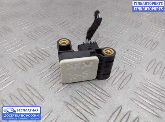 Датчик удара (Airbag) на BMW X5 (E70)