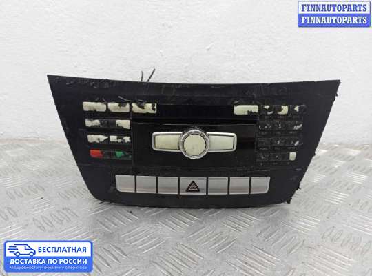 Магнитола на Mercedes-Benz C (W204)