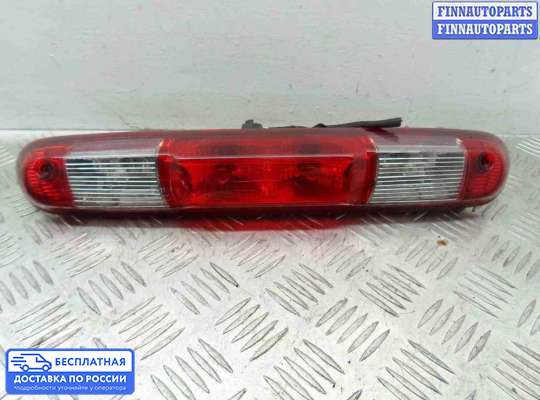 Фонарь (стоп-сигнал) центральный на Chevrolet Silverado II  / GMC Sierra II (GMT 900)