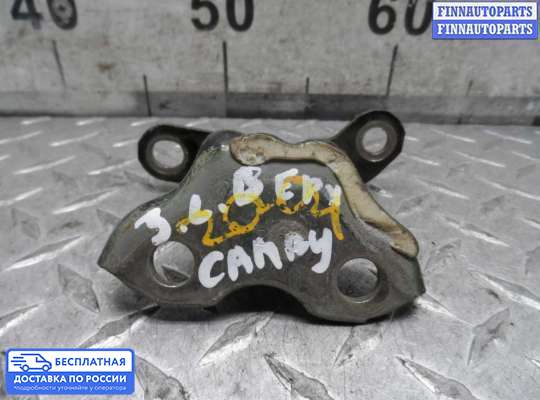 Петля двери на Toyota Camry XV40