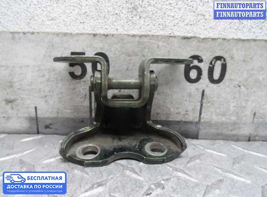 Петля двери на Toyota Camry XV40